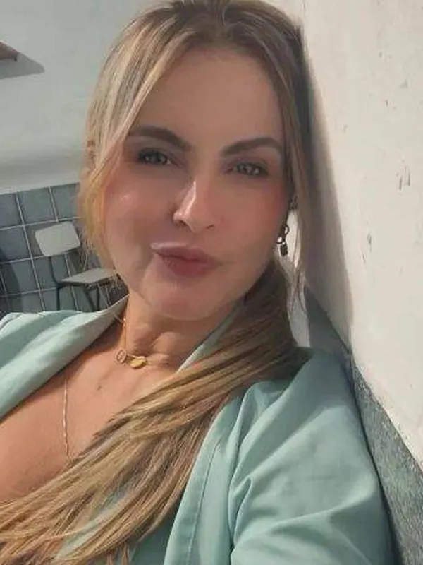 Laure, 41 ans, tchat de rencontre à Bastia