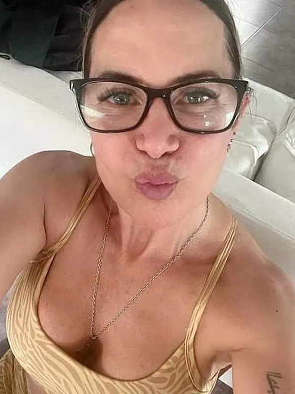 Yasmine, 30 ans, tchat de rencontre à Bastia