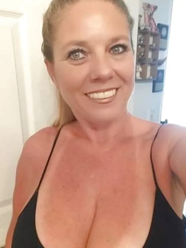 Françoise, 56 ans, tchat de rencontre à Bordeaux